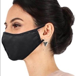 2 unisex Reusable protective Fabric face